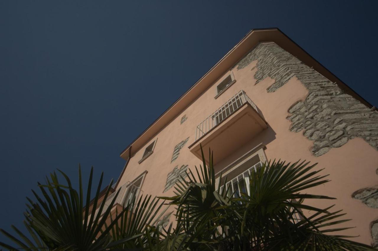 Kite & Lounge Hotel Club Da Baia Brenzone sul Garda Zewnętrze zdjęcie